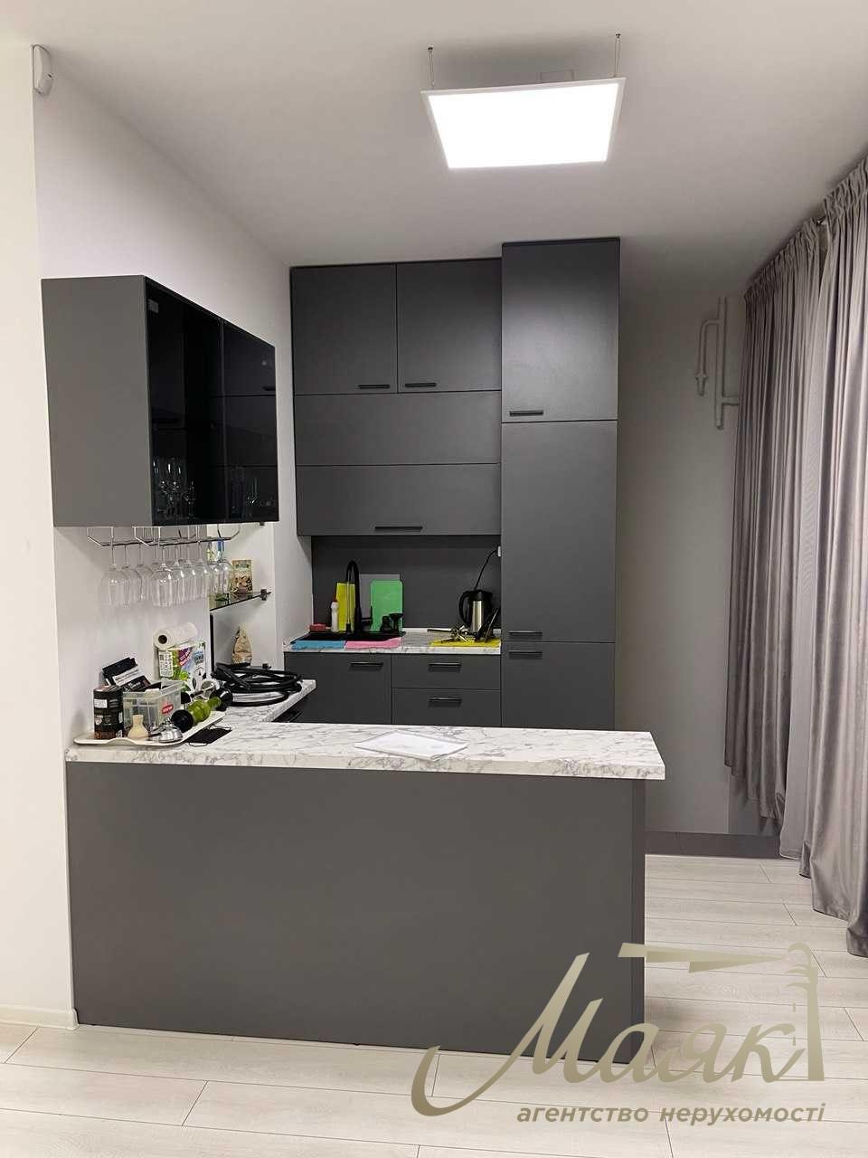 Продаж комерційного приміщення площею 103,5 м², 1-й поверх + цоколь, вул. Липська, Печерськ