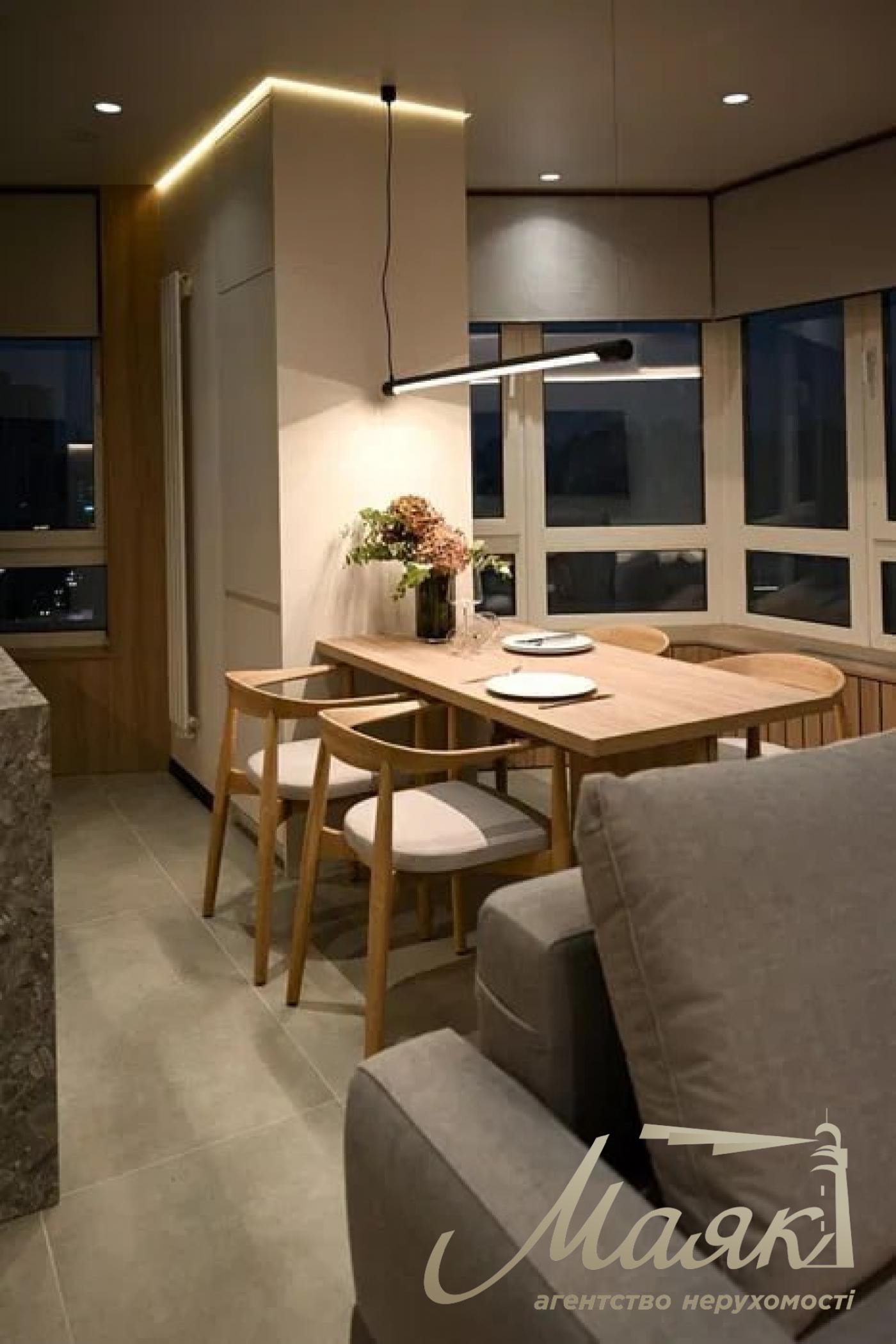 Продажа 2к. квартиры 65 кв.м в ЖК White Lines, просп. Голосеевский