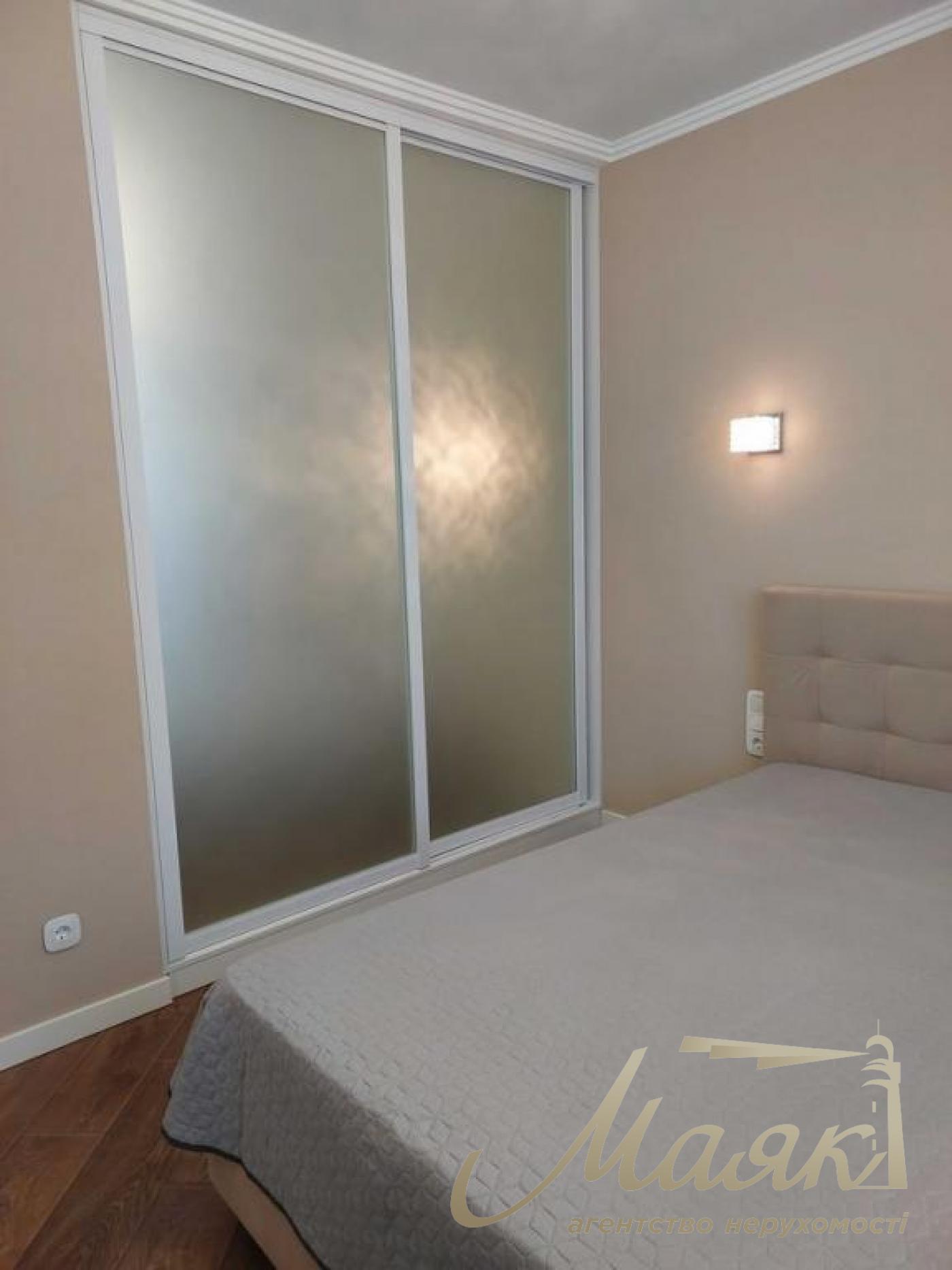 Rent 1-bedroom apartment 58m2 LCD New York Concept House Antonovicha str. 74 , Goloseevsky district, Kyiv