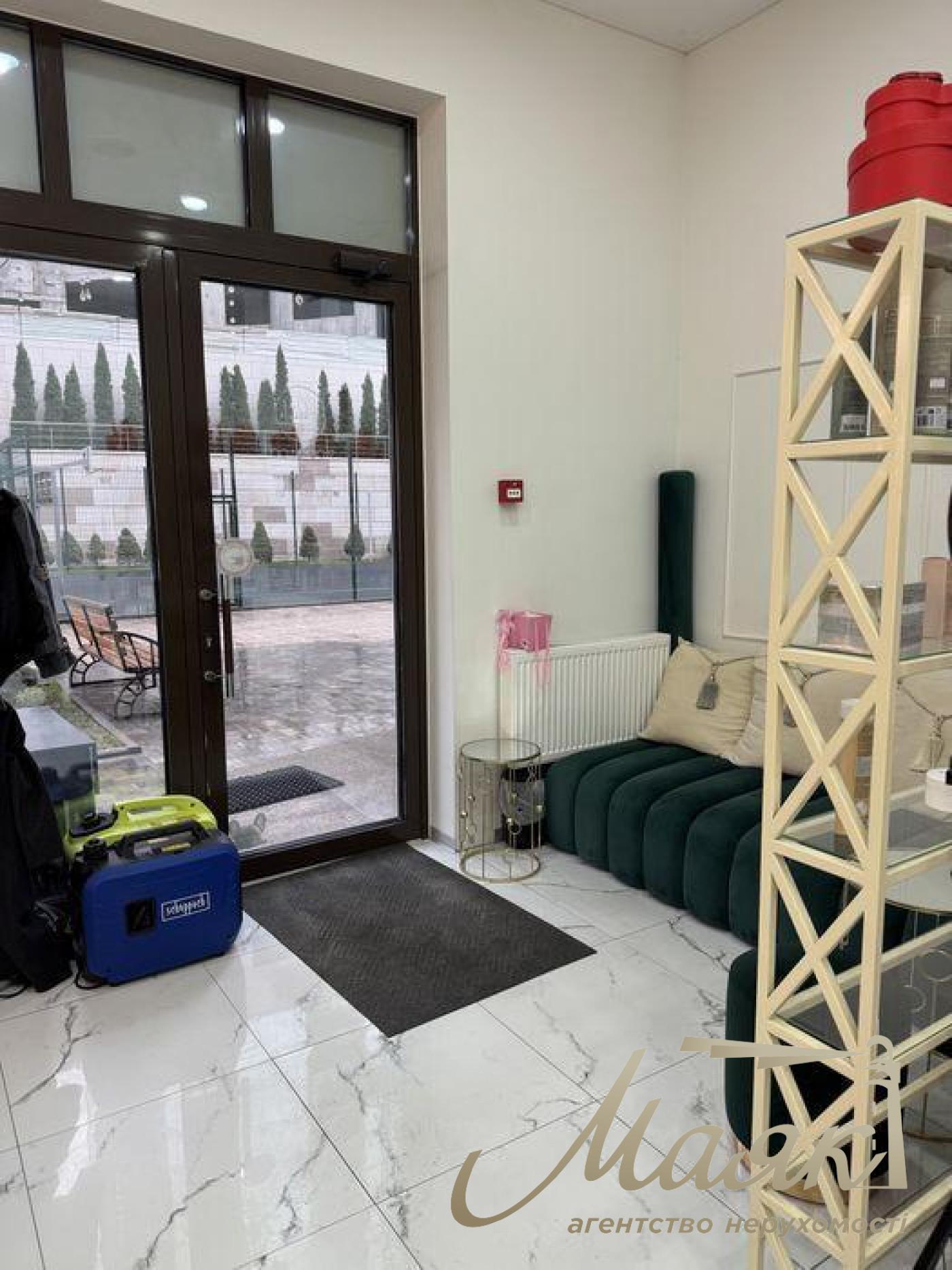 Оренда комерційного приміщення ЖК Бульвар Фонтанів, вул. Саперне поле