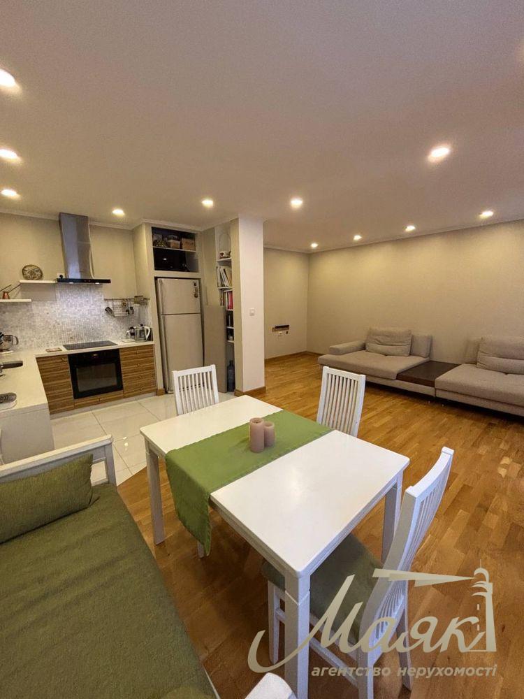 Продажа просторной 2-комнатной квартиры 86 м², ЖК Комфорт Таун, Днепровский район, Киев.