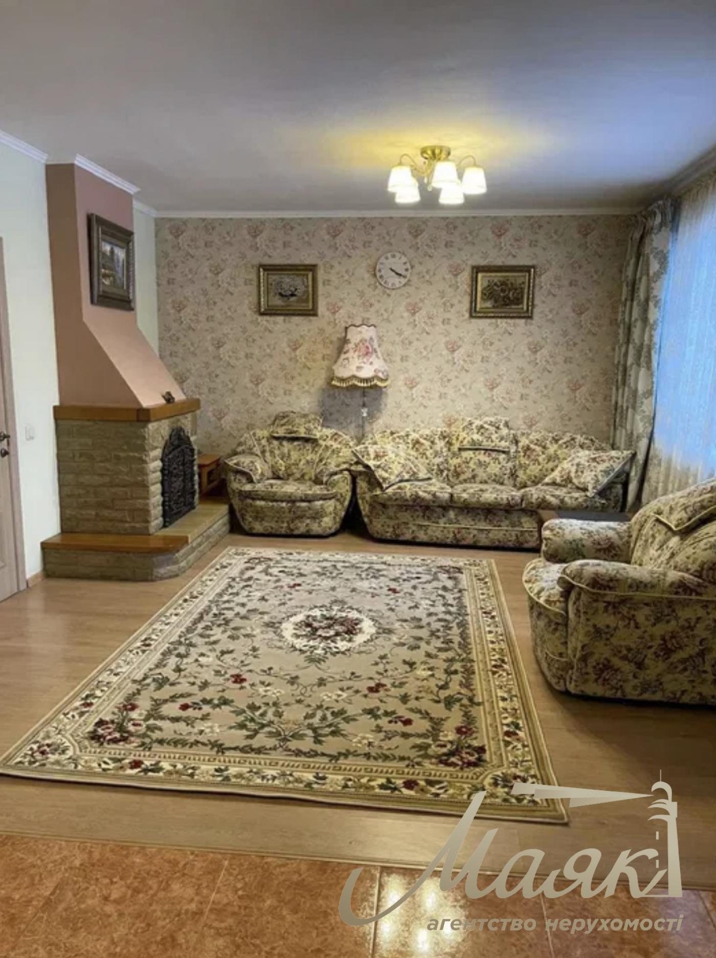 Продається солідний цегляний будинок/котедж площею 215 м² на ділянці площею 17,2 соток у селі Кременіще, Обухівський район, Київська область.