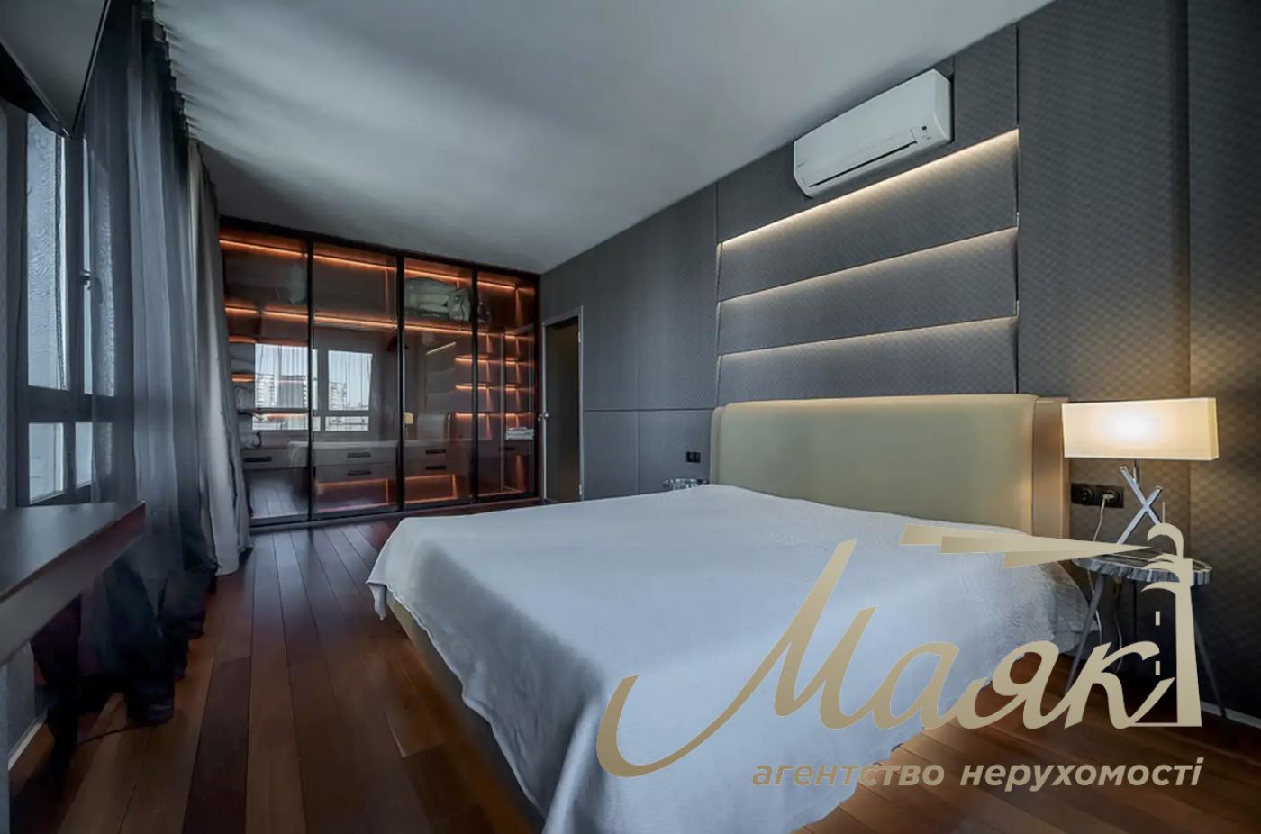 Продаж 3-кімнатної квартири площею 91,2 м² у ЖК «Park Avenue VIP»