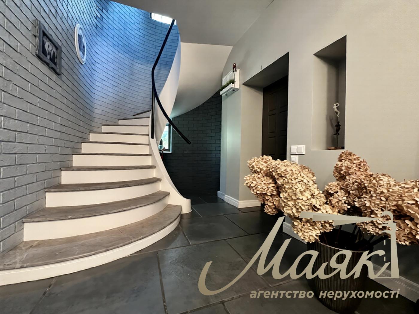 Продаж будинку 192м² у Конча-Заспі, Козин, Київська область