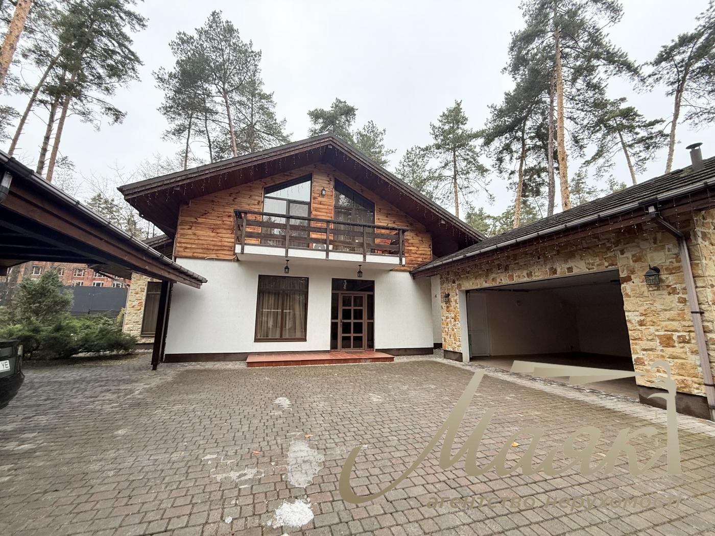 Оренда будинку К.Заспа, Козин, Плюти, оренда будинку в містечку, басейн, ліс, охорона