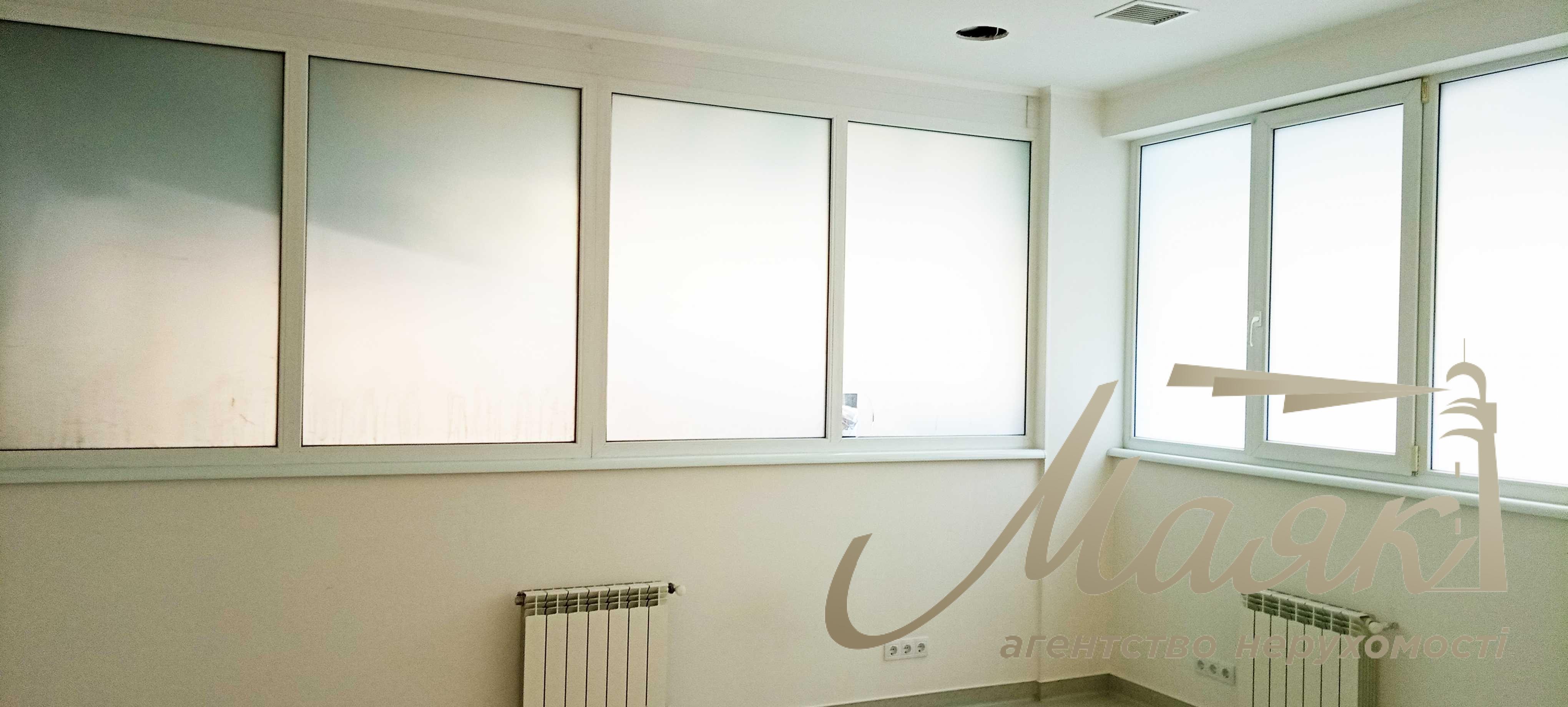 Оренда комерційного приміщення по вул.Назарівська 7-Б, Університет.