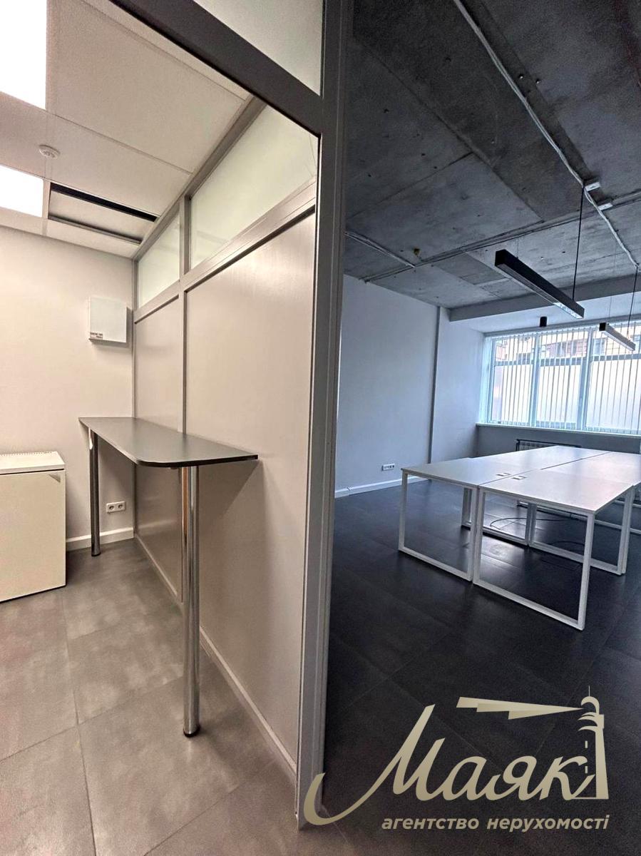 Office for rent with furniture 155m2, Lesya Ukrainka Blvd. 7b, Pechersk