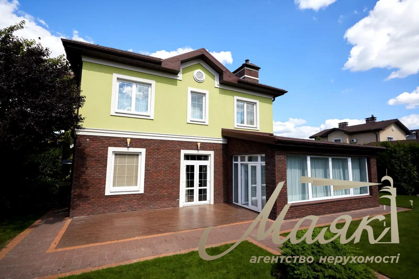 Оренда будинку площею 220 м² у котеджному містечку Green Hills, с. Віта-Поштова