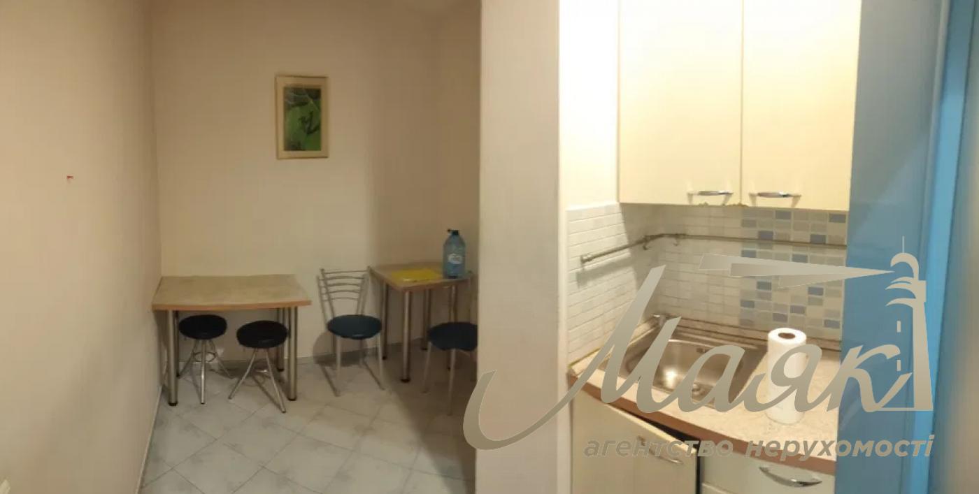 Оренда офісу площею 220 м² у ЖК «Царський», вул. Старонаводницька, Верхній Печерськ