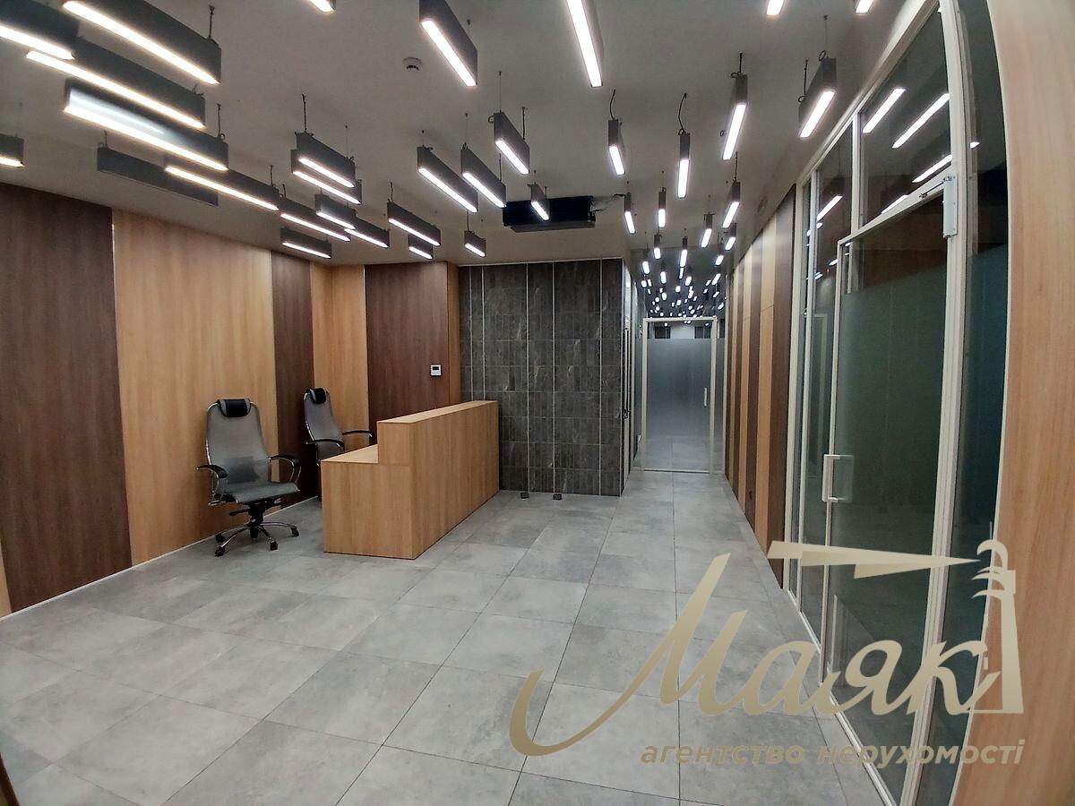Оренда офісу 250 кв.м в ЖК А52 вул. Січових Стрільців (Артема), 44-А
