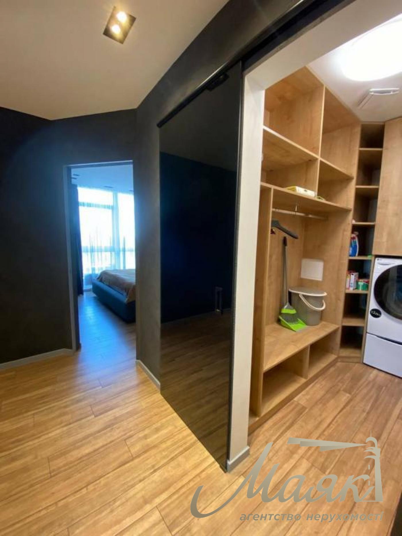 Продаж 3-кімнатної квартири площею 80 м² у ЖК «Французький квартал 2», вул. Предславинська, 55а, Печерський район.