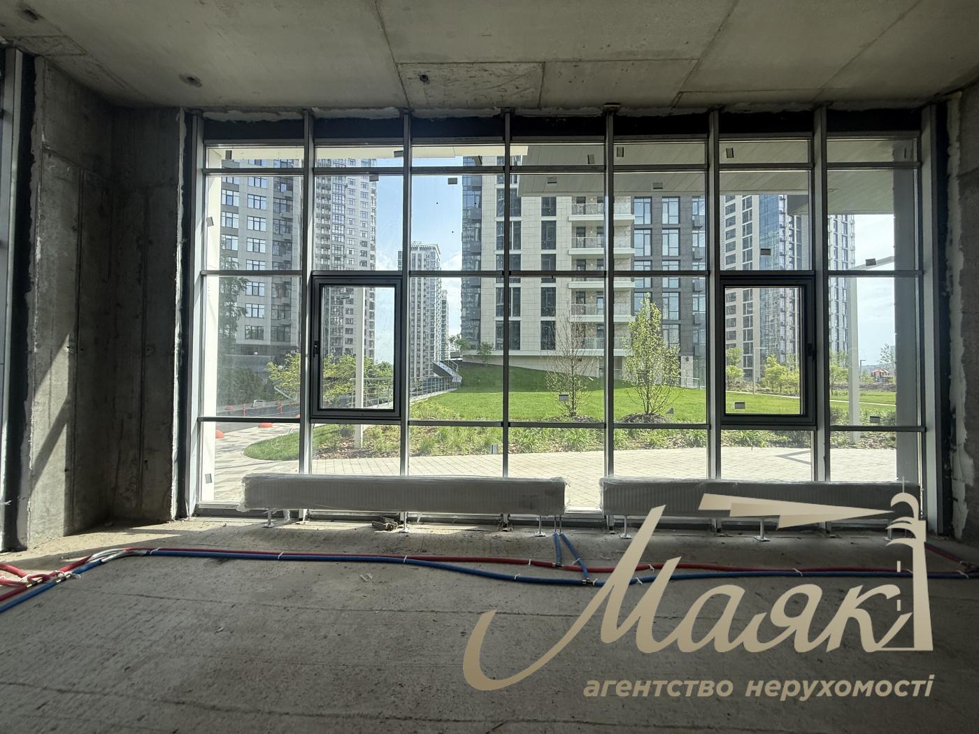 Rent a facade room 182m2, Residential Complex Novopecherskie Lipki