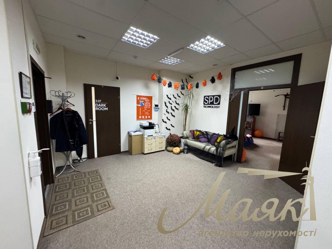 Office for rent 334m2 in BC Britannia Krasilovskaya str. 11, Goloseevsky district.