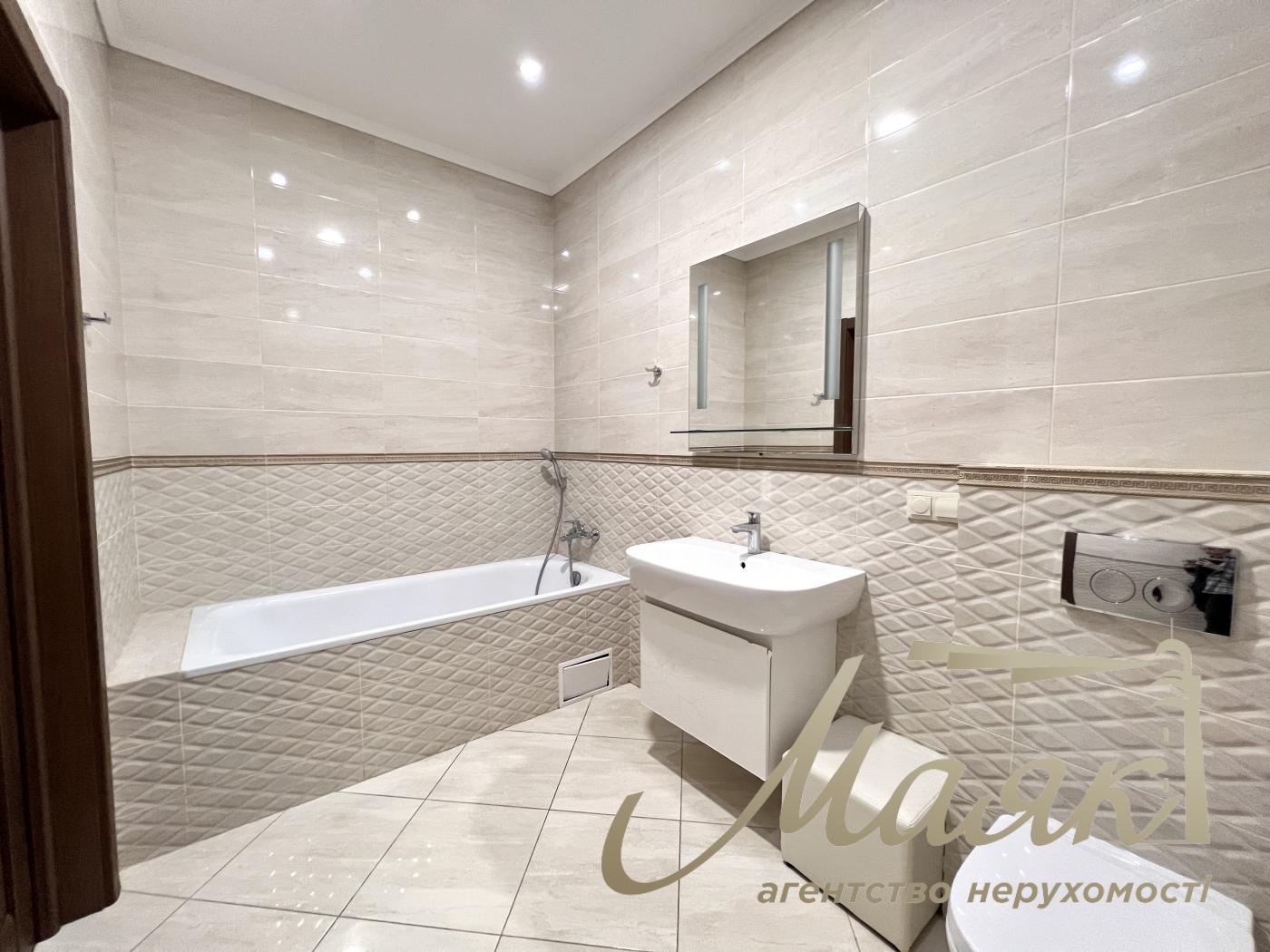 Аренда 3-х комнатной квартиры на Печерске в ЖК по ул. Евгения Коновальца 36В