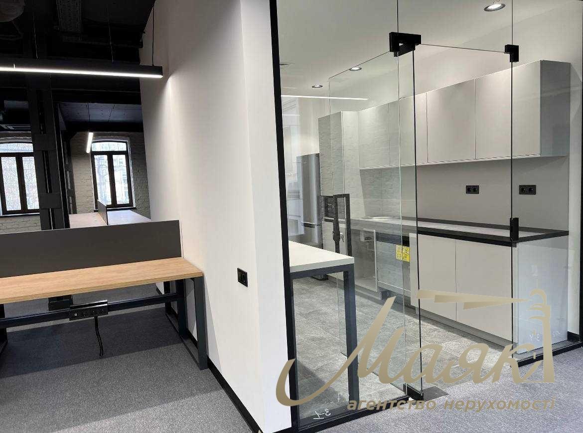 Оренда офісу 350м2 на Контрактовій, Поділ.