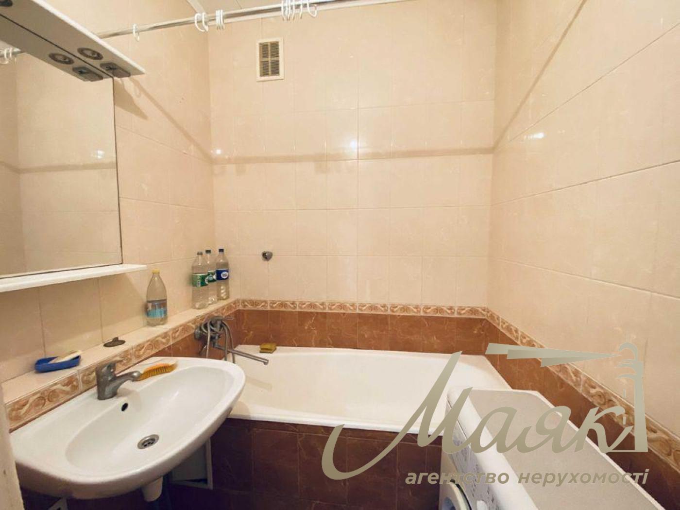 Продаж 4-кімнатної квартири, 117 м², вул. Старонаводницька, 8Б, Печерськ, Київ