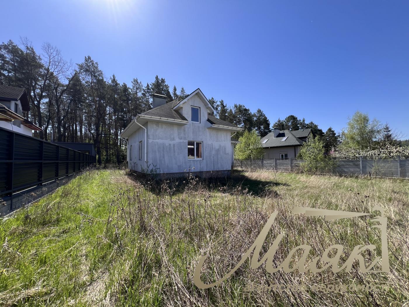 For sale two-storey house 270m2 in village Kremenishche, Kyiv-Svyatoshinsky district