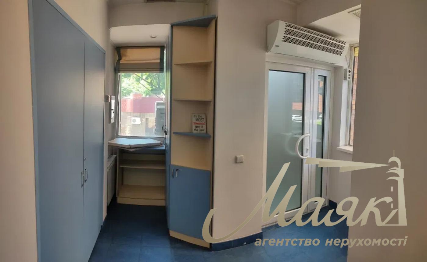 Оренда офісу площею 220 м² у ЖК «Царський», вул. Старонаводницька, Верхній Печерськ