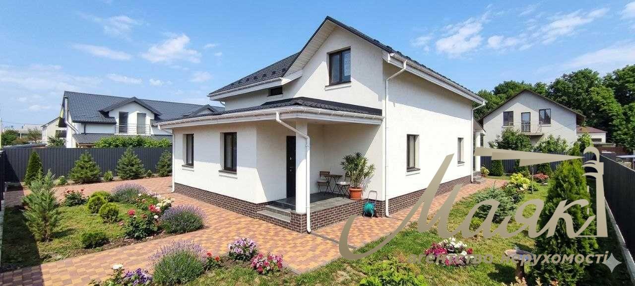 Продажа 2х-этажного дома 250м2 в с. Гатное, коттеджная застройка, Киево-Святошинский район, Киевская область. 