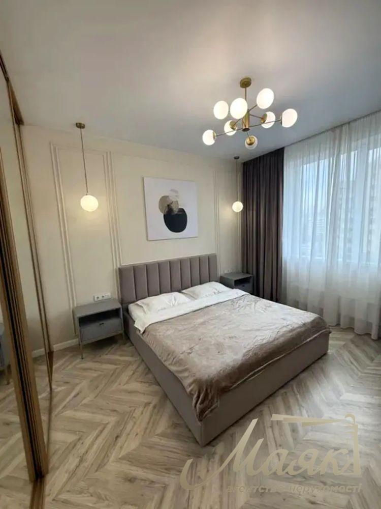 Продаж квартири 70 кв.м. ЖК Дельмар вул. Михайла Драгомирова 14А