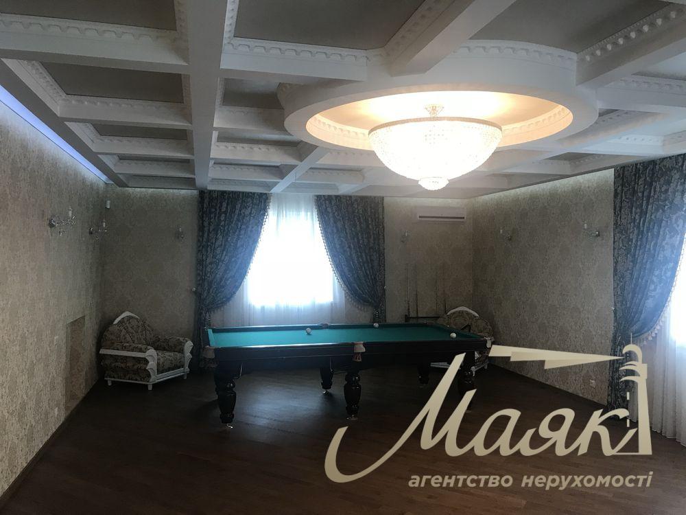 Оренда авторського будинку площею 400 м² з більярдною, зимовим садом та гаражем на 2 автомобілі в с. Підгорці, Обухівський напрямок, Київська область