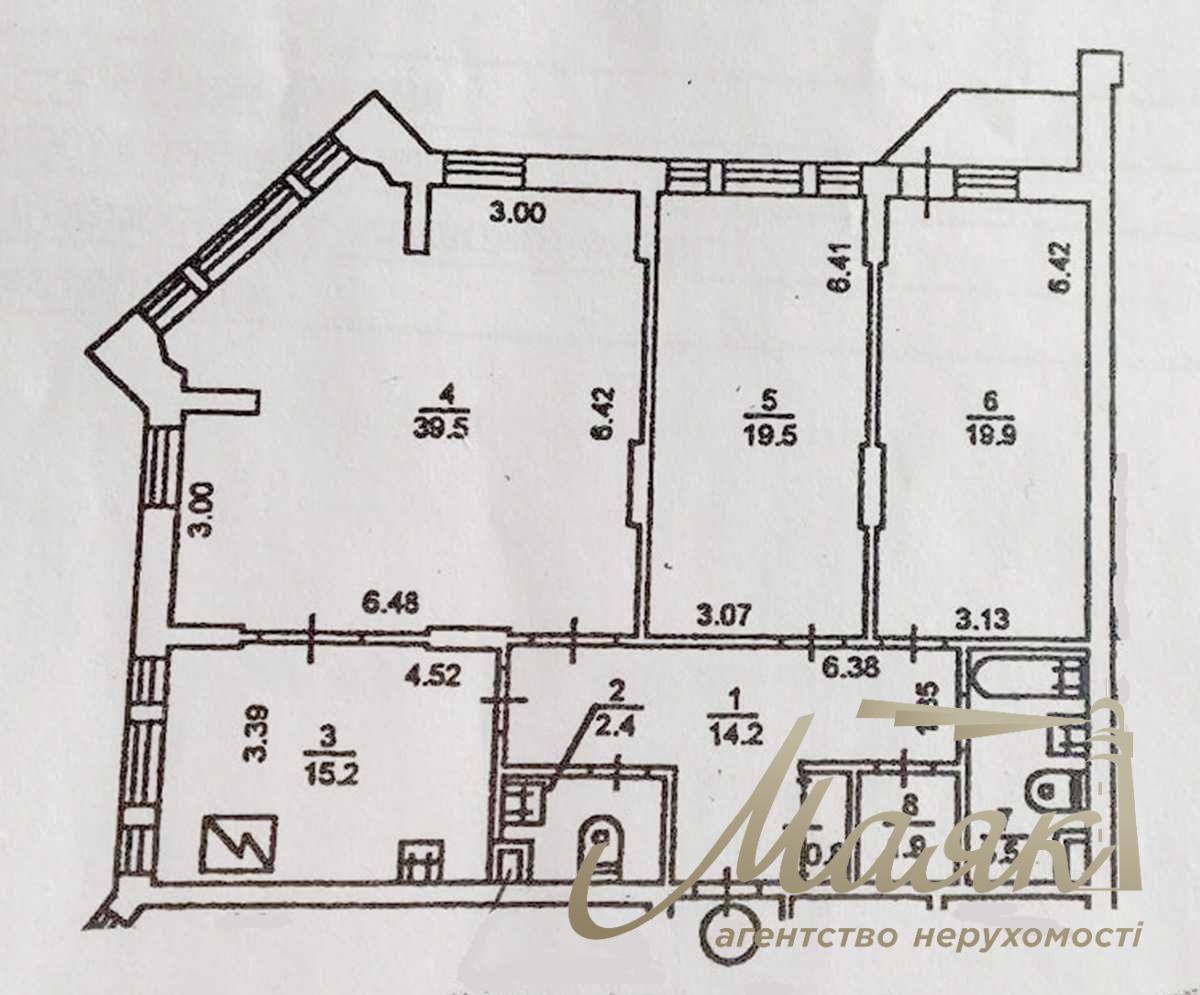 3-room apartment for rent at 27/78 Pankovskaya St., Downtown.