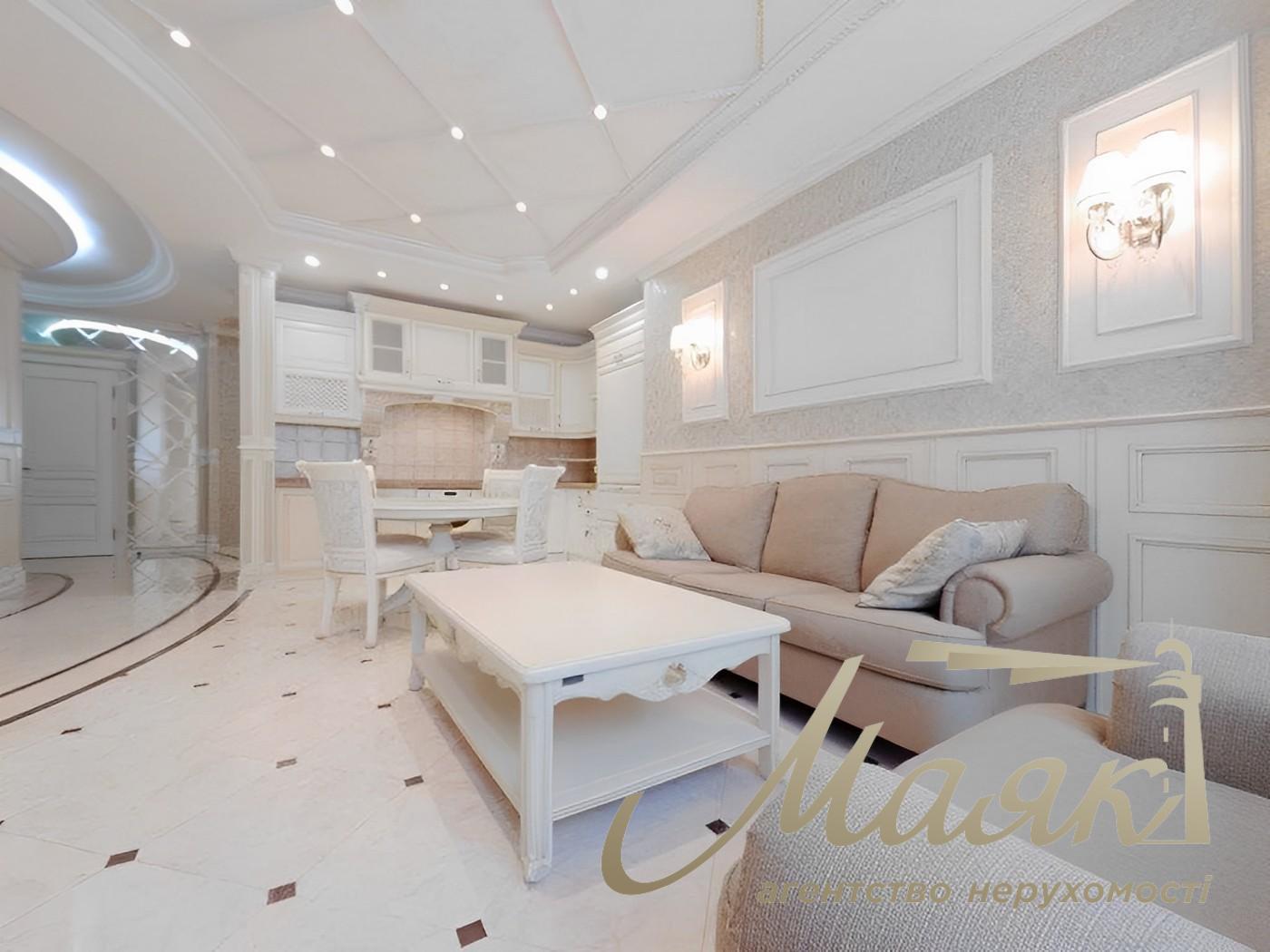 Rent of a 4-room apartment in an elite gated complex Lipskaya Bashnya, Pechersky district.