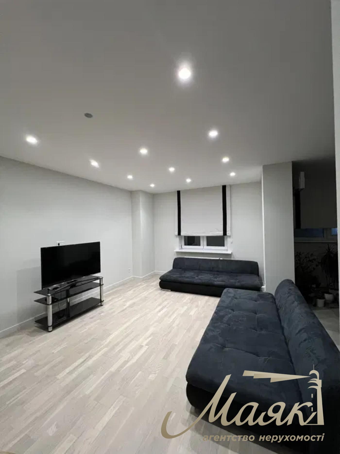 Rent 2-bedroom apartment 112m2 LCD Zlatoustovsky, Dmitrievskaya str.