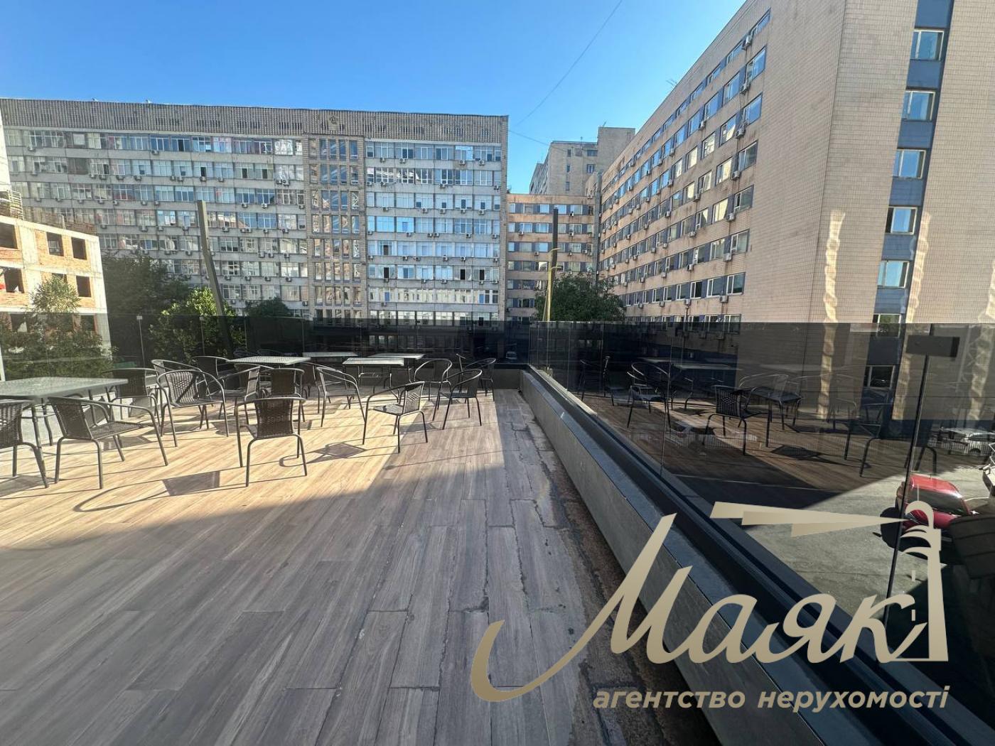 1,132 m² Office Space for Rent in the Business Center at 18/7 Almazova Street, Pechersk