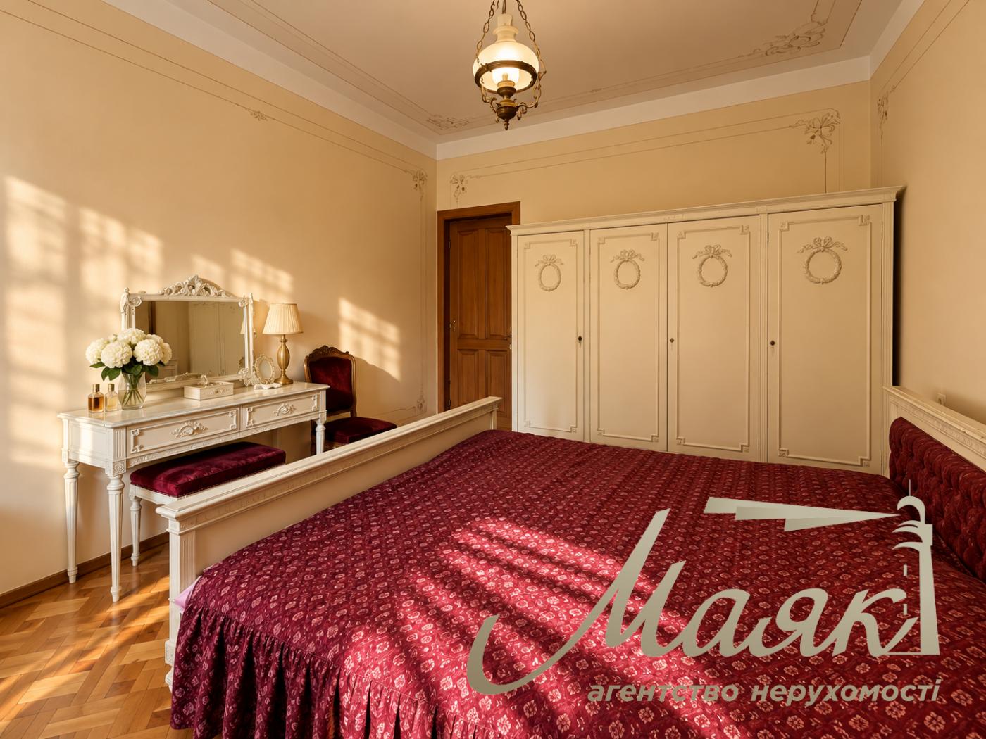 For rent: a two-story house in the town of Kozin/Koncha-Zaspa—207.9 m², 18.55 sotok, Anatoliy Solovyanenko Street, Obukhov direction, Kyiv Oblast.