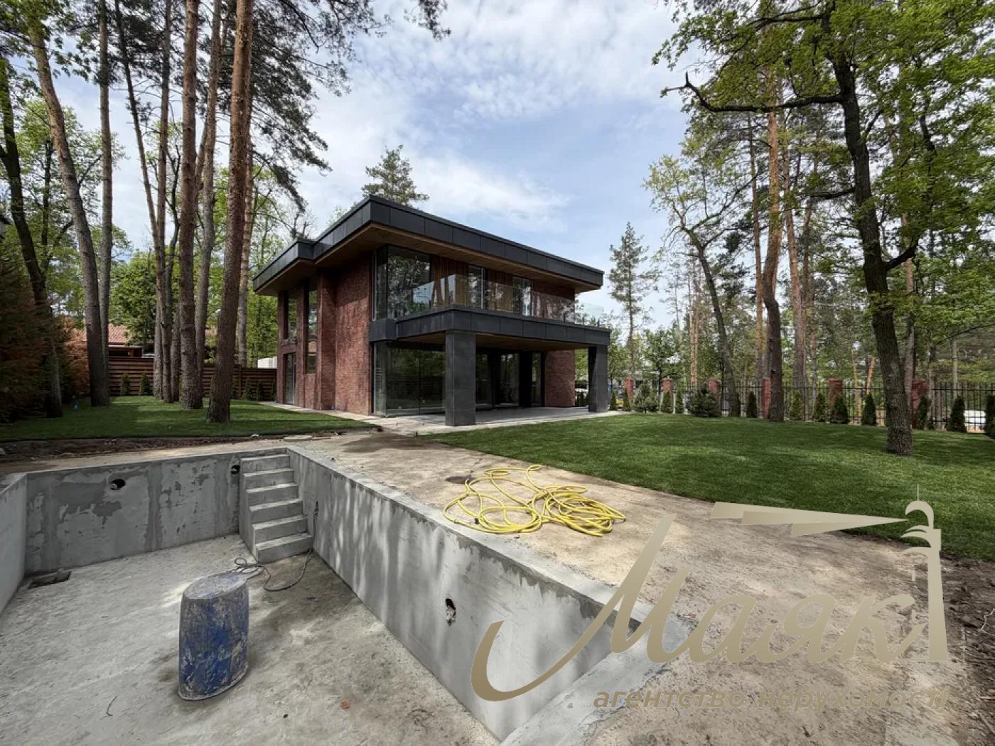 Продаж 2-поверхового будинку площею 270 м² + 40 м² підвал, Ходосівка, КГ «Нова Ходосівка»