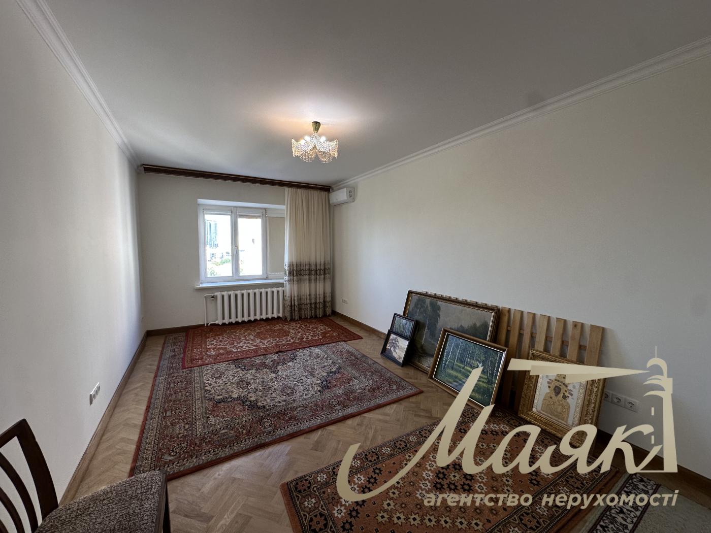 3-Bedroom Apartment (96 m²) for Rent at 9/1 Valeriy Lobanovskyi Ave.
