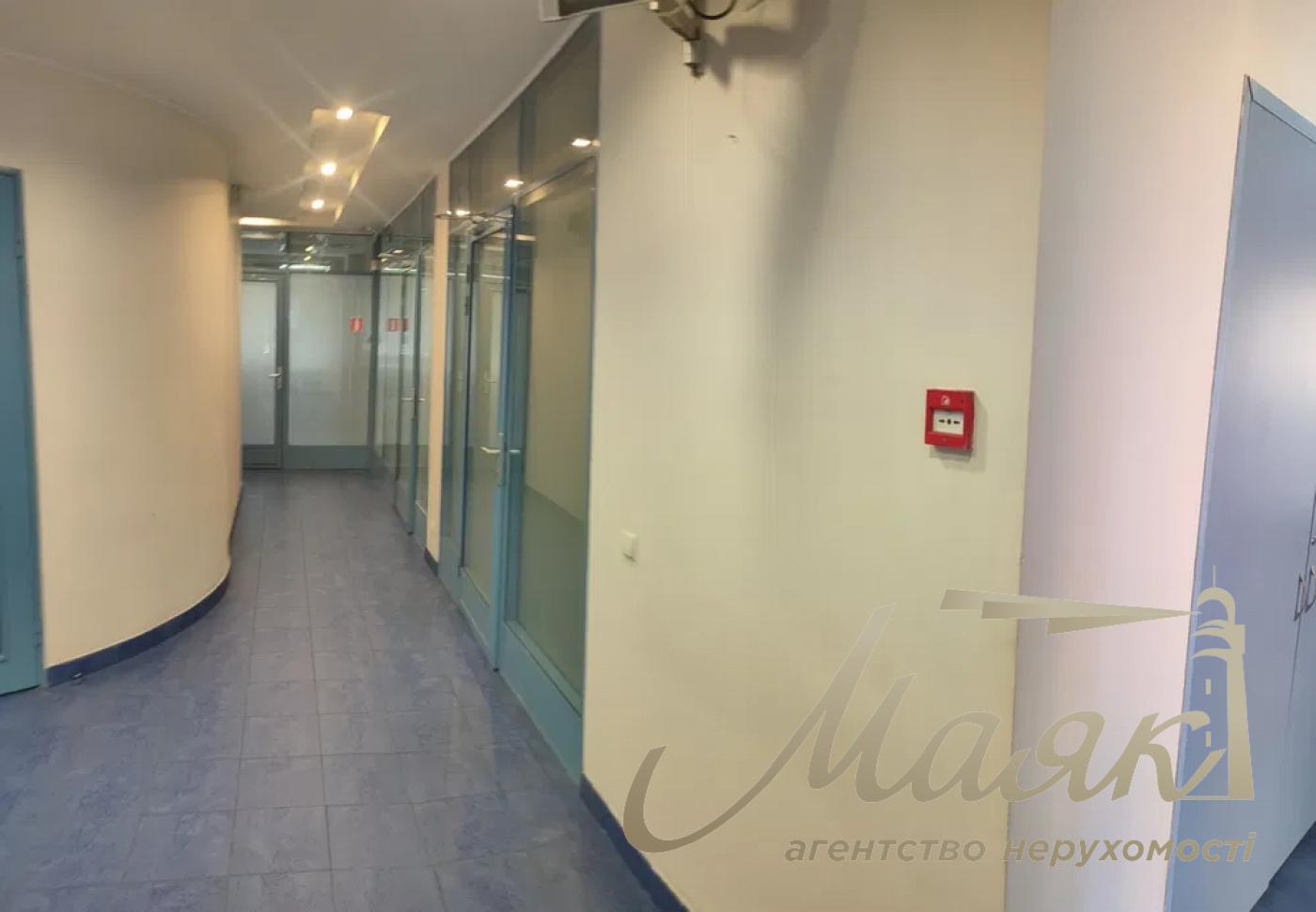 Оренда офісу площею 220 м² у ЖК «Царський», вул. Старонаводницька, Верхній Печерськ