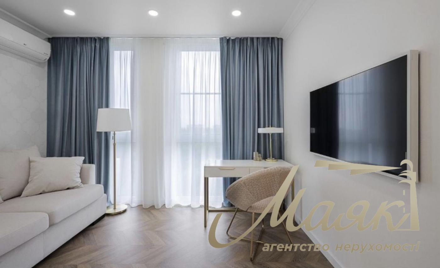 Продажа дизайнерской квартиры 78,7 м² в ЖК «Файна Таун», ул. Салютная, м.Нывки