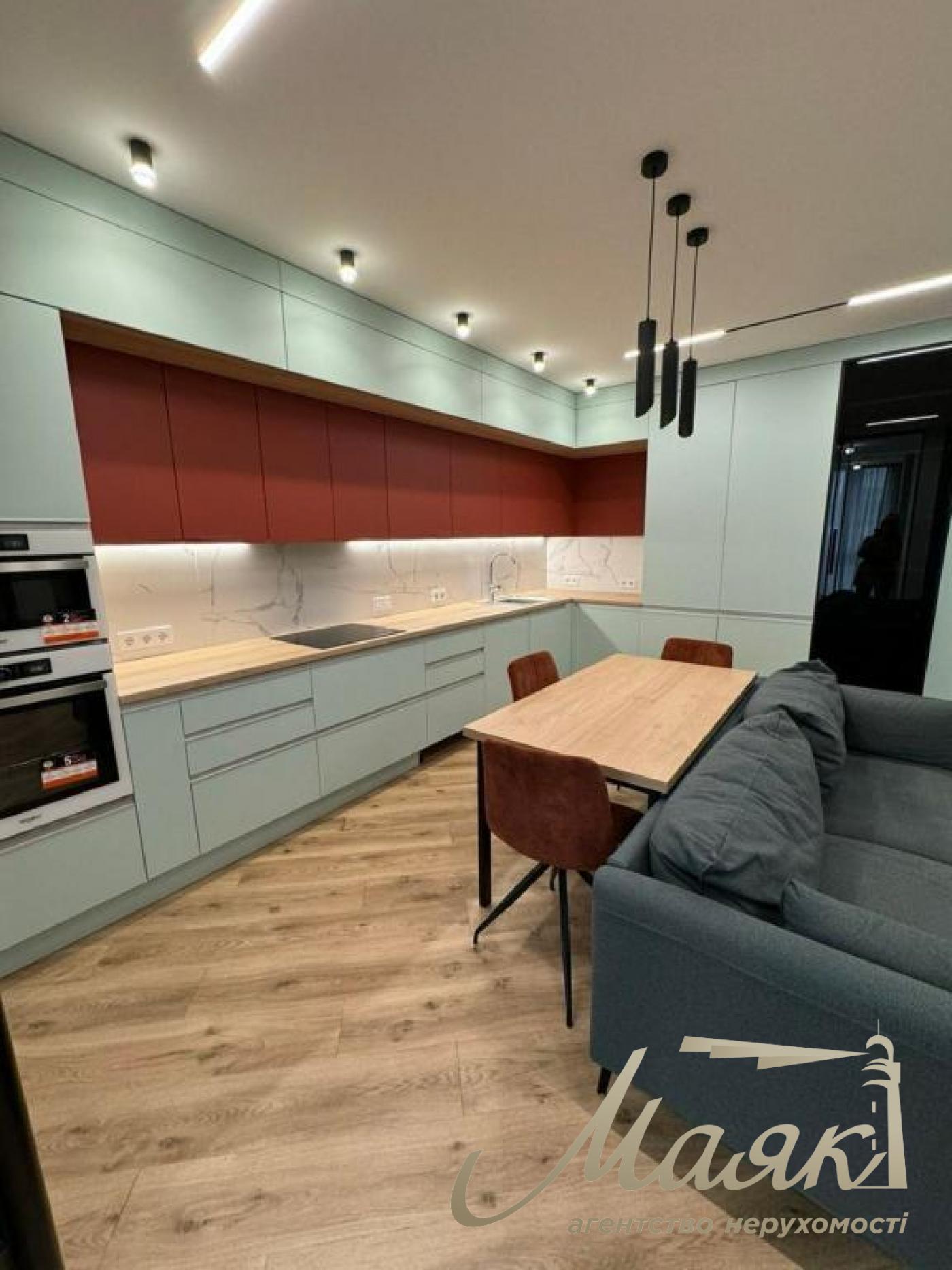 Оренда 4-х кімнатної квартири, 86 м2 ЖК Французький квартал 2 Маккейна Предславинська