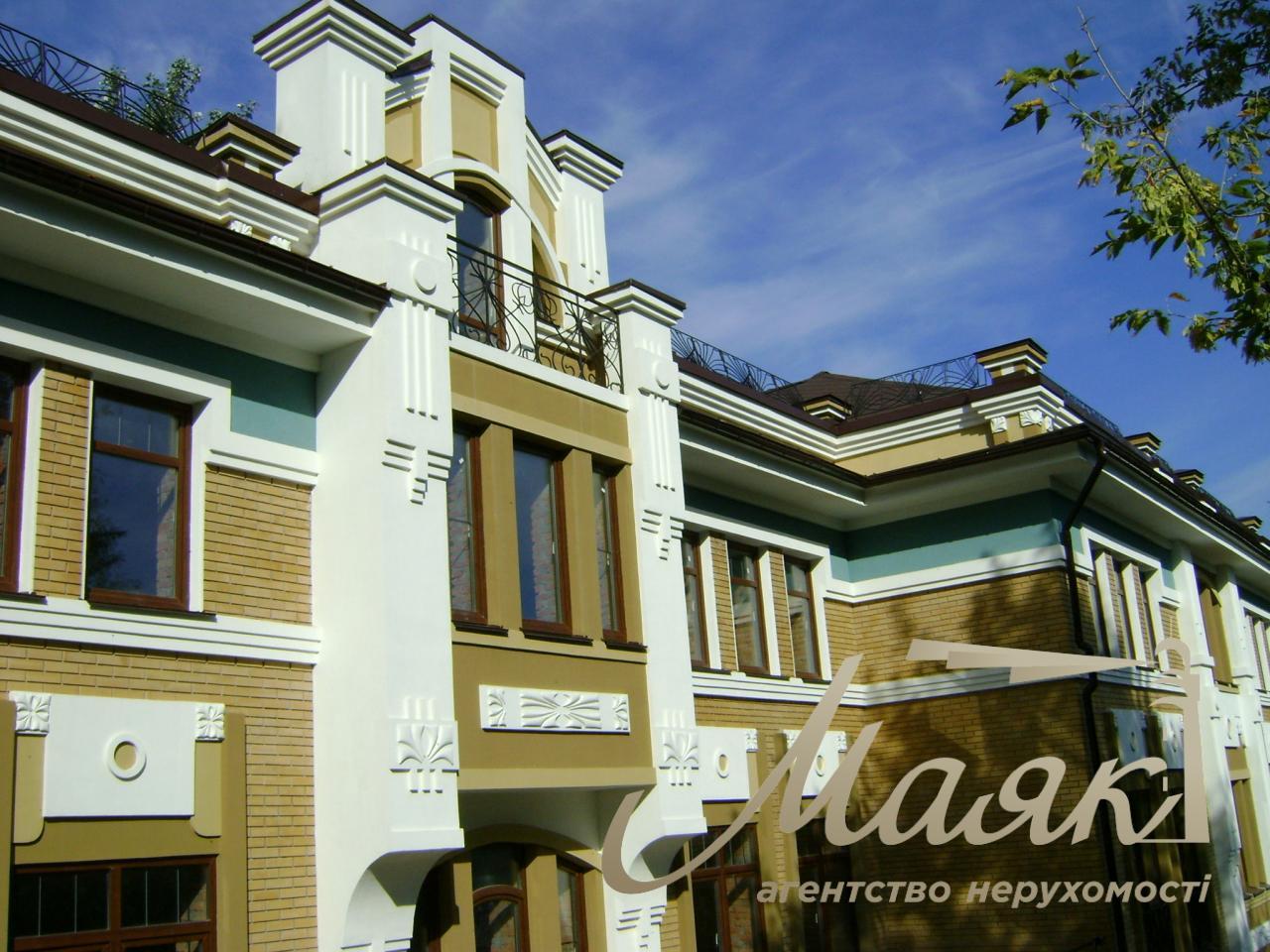 Sale Detached building Kiyanovsky per. 12 in Kyiv