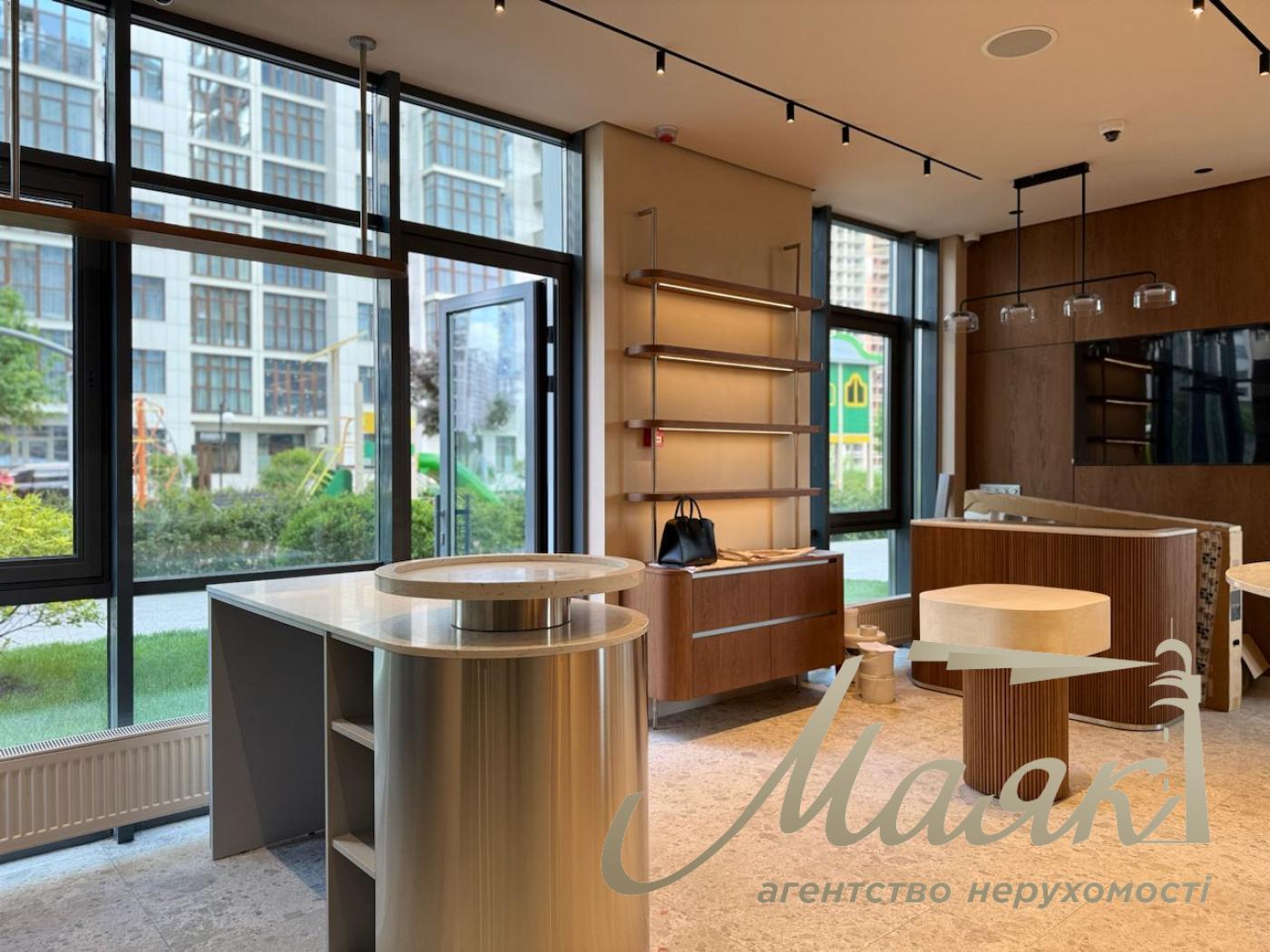 Оренда фасадного комерційного приміщення ЖК Новопечерські Липки