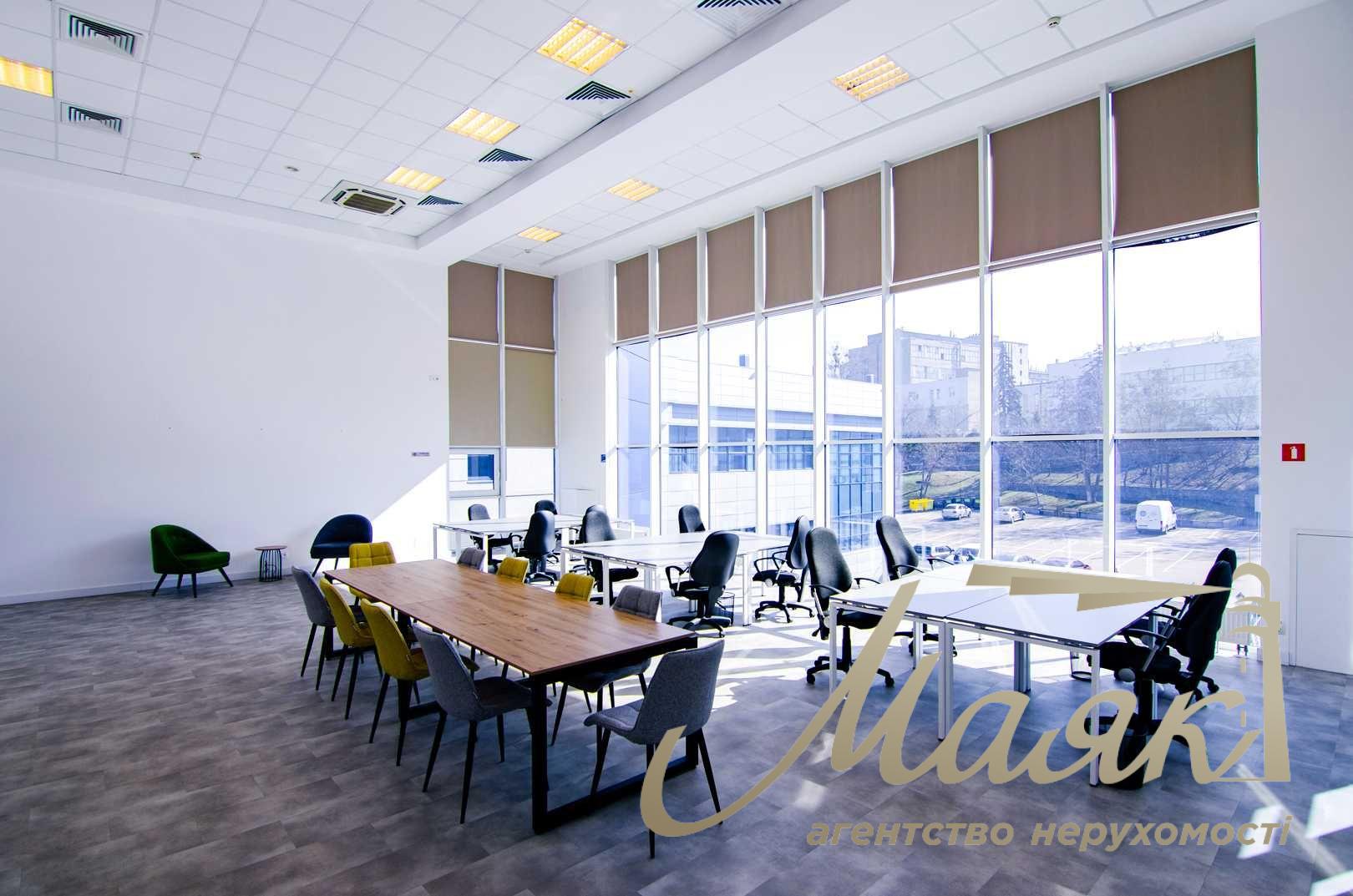 Office for rent 125 m2 in BC Victora Park, Vasilkovskaya