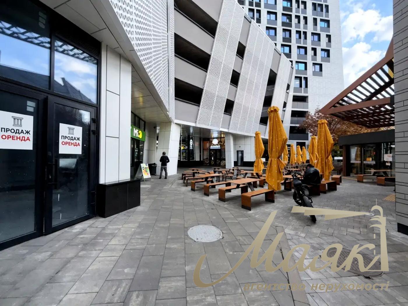 Manhattan Residential Complex | Commercial Space, 170 m²