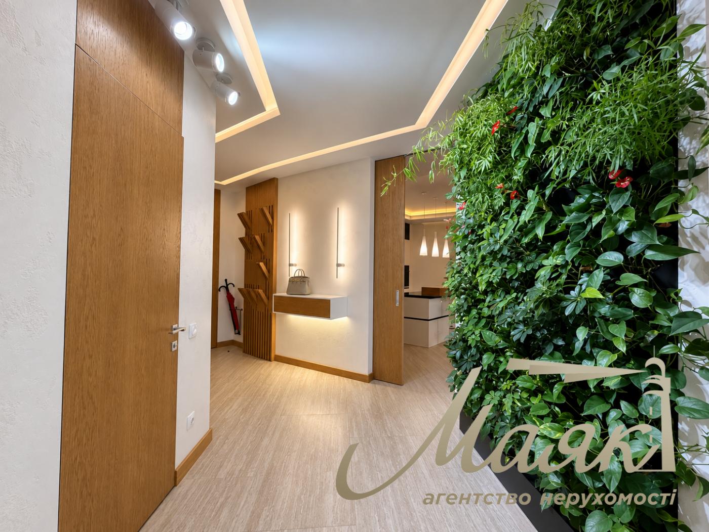 4-room apartment for sale with independent heating in the "French Quarter" residential complex, Sapernoye Pole Street, Pechersk