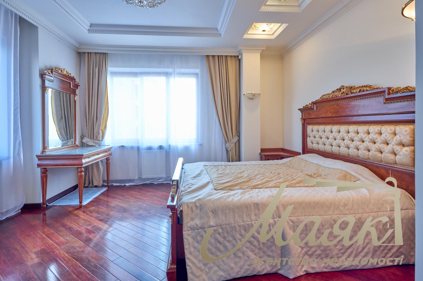 Оренда 4 кімнатної квартири, 163 м, Жилянська 30а, Голосіївський район