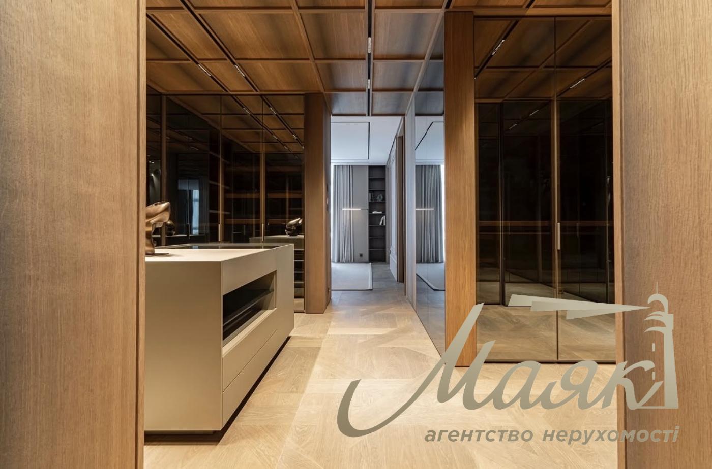 Продаж дворівневого пентхауса площею 204 м² Київ, Печерський район, ЖК "Бульвар Фонтанів", вул. Саперне поле, 5