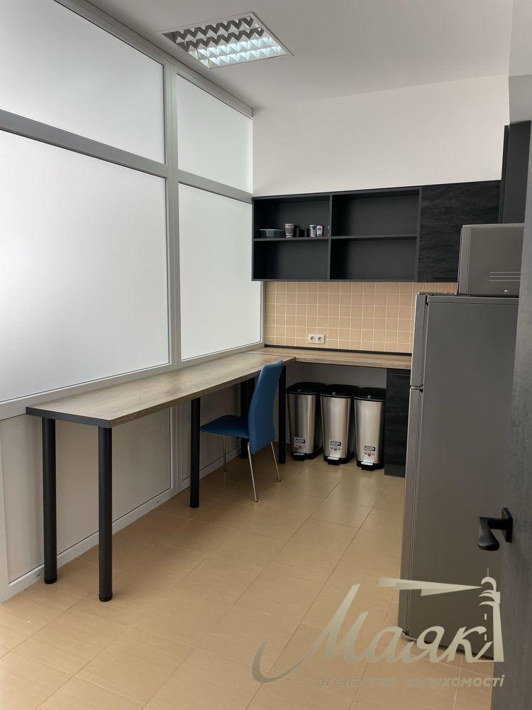 Оренда офісу 107м2 по вул.Антоновича 72, ОЛімпійська