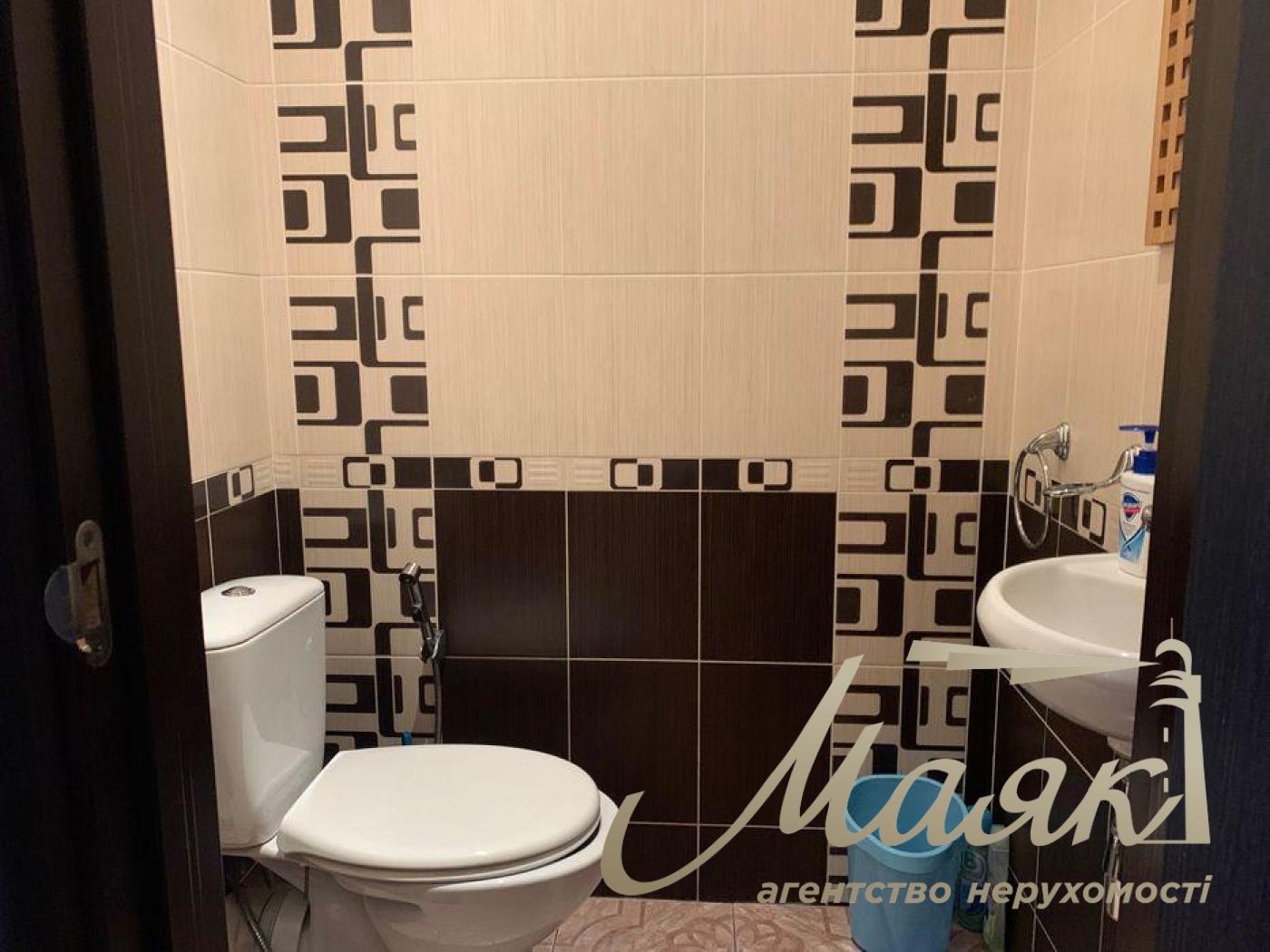 Rent a house 300m2 in the village of Kozin, ulitsa Nova,70