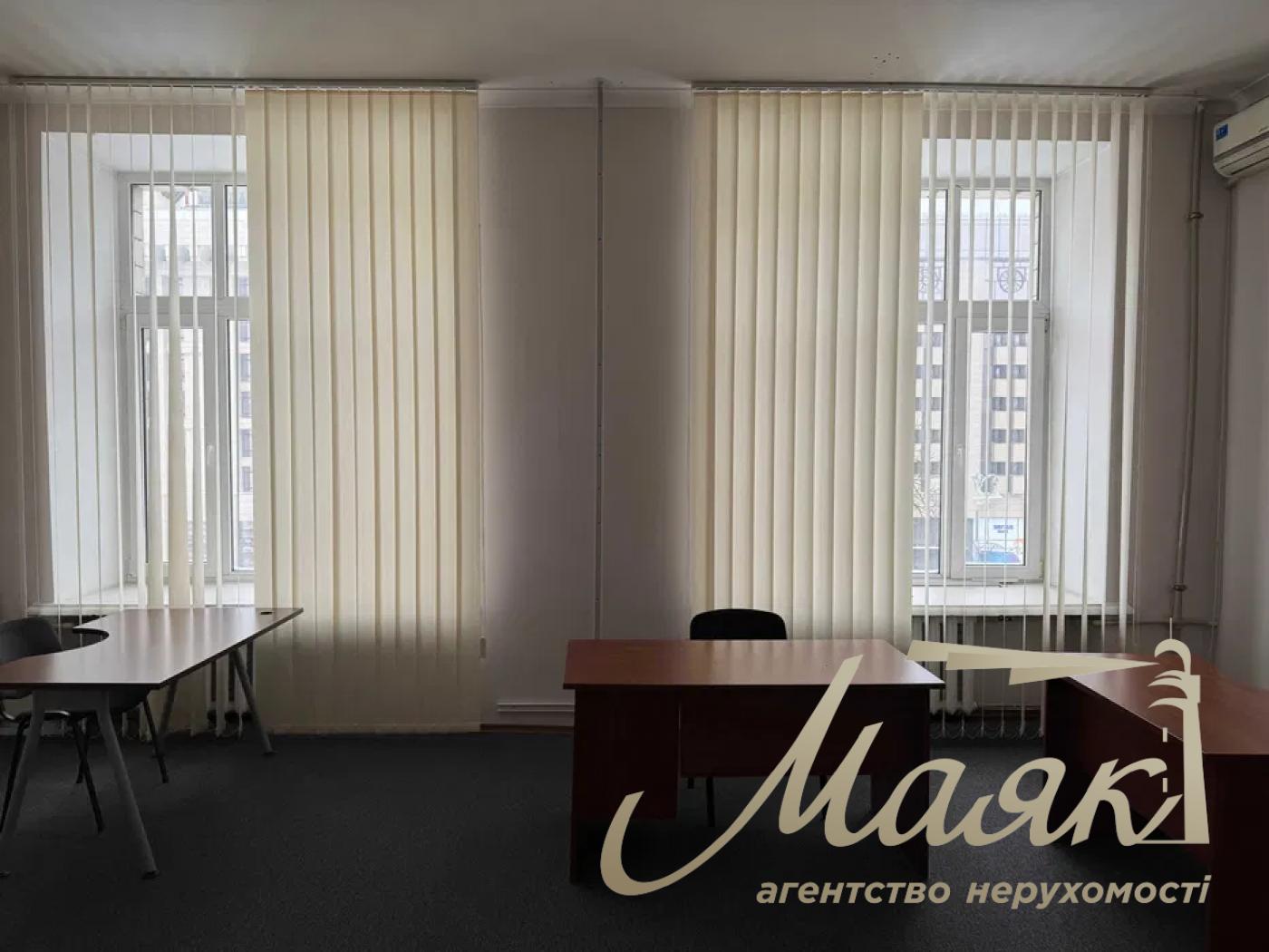 Аренда офиса 93,2 м.кв. Майдан, Крещатик