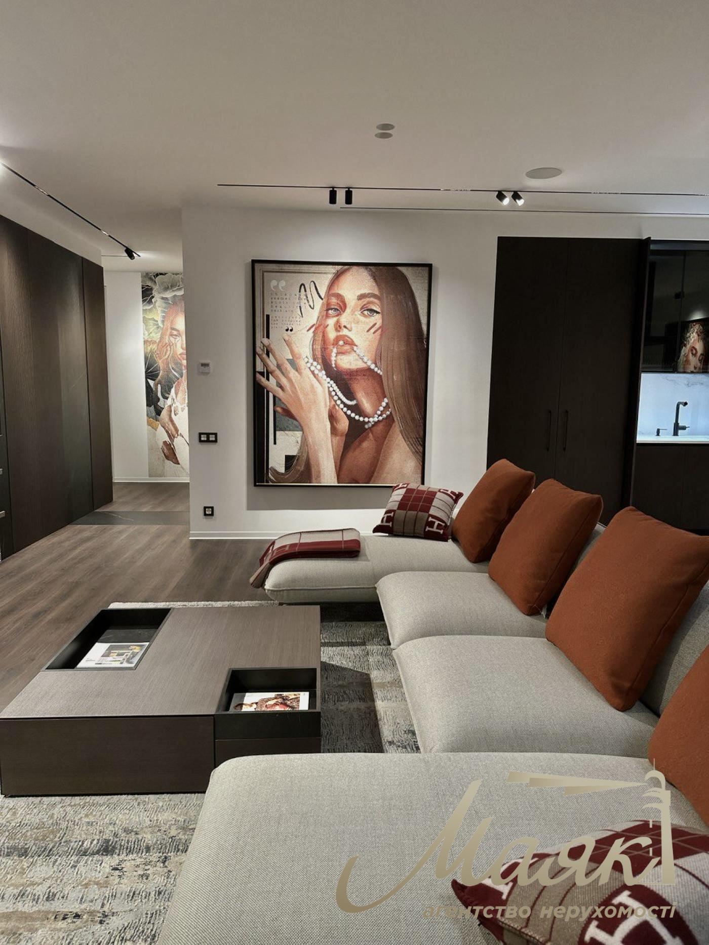 Продажа квартиры 155м2 в ЖК «Новопечерские Липки» ул. Андрея Верхогляда, Печерский район.