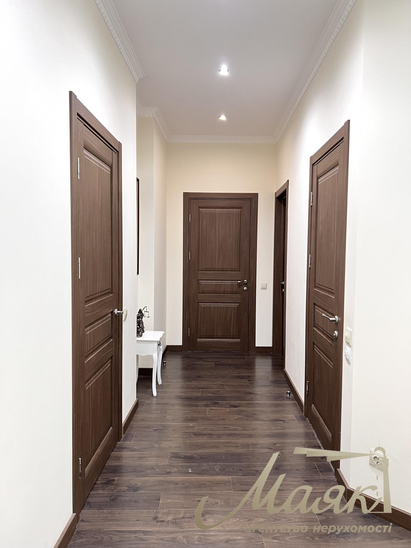 Аренда 3-х комнатной квартиры на Печерске в ЖК по ул. Евгения Коновальца 36В