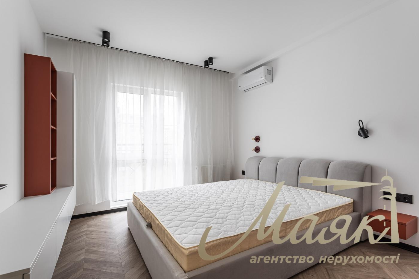 Rent 2-bedroom apartment in LCD New England