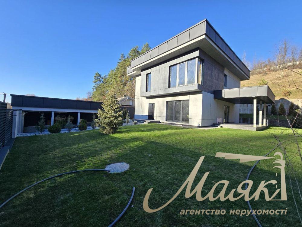 Продаж будинку 200 м² на ділянці 16 соток у Лісниках, Києво-Святошинський р-н.