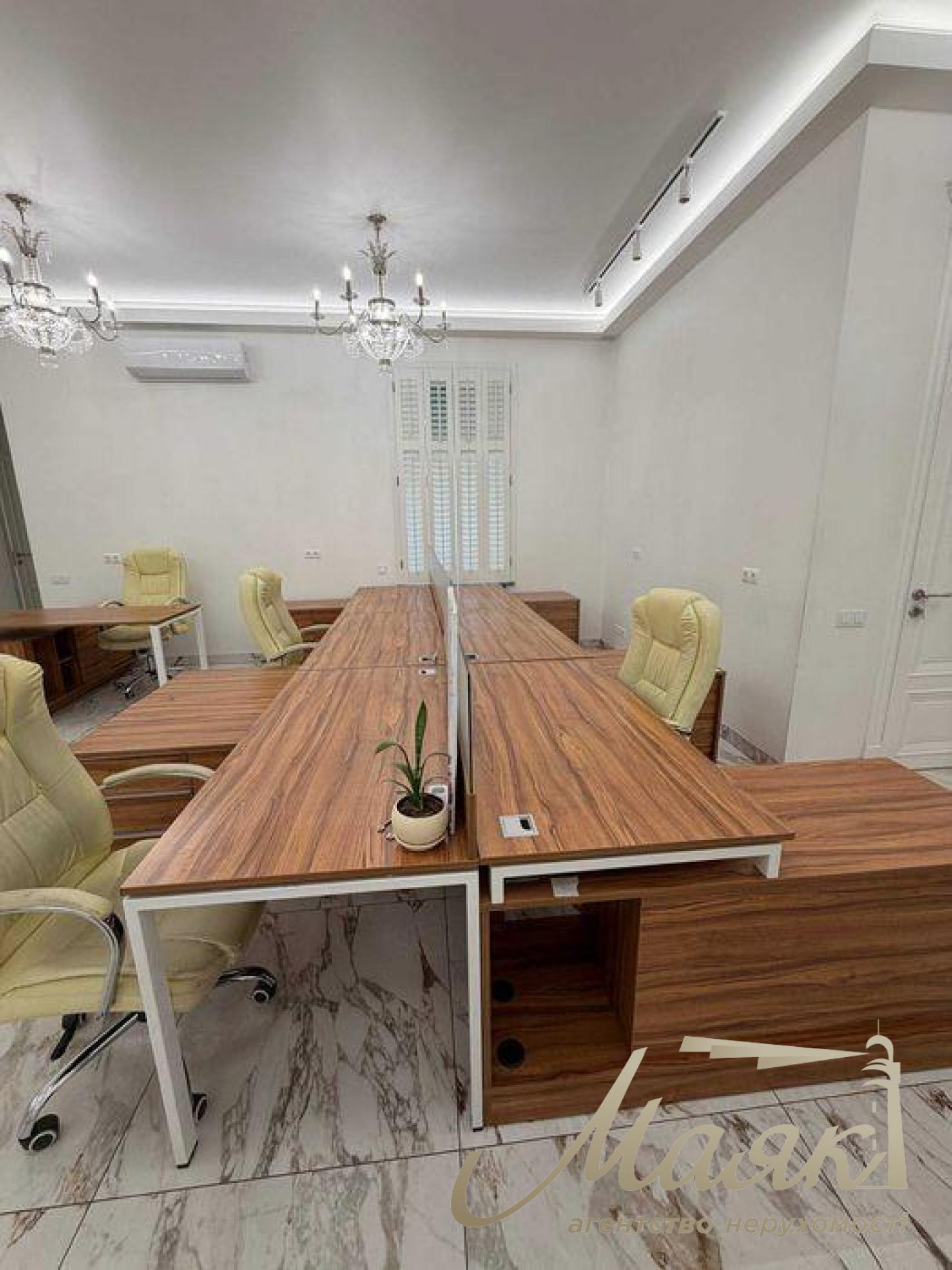 Office for rent 150 sq.m.sq. Shota Rustaveli